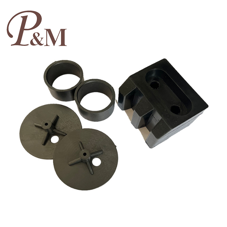 Produção de peças plásticas POM (acetal)